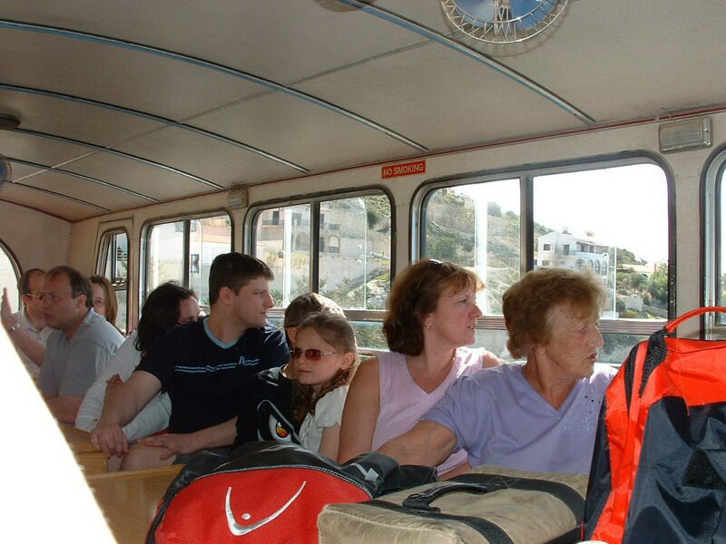 Georges fun bus tours, tourists